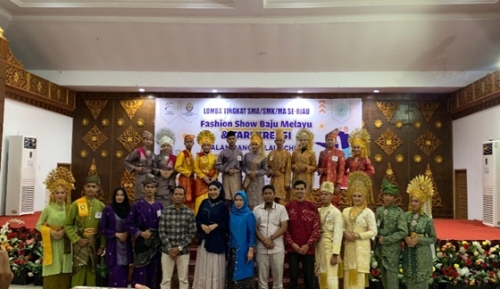 Lomba Fashion Show Bujang dara Melayu dan Tari Kreasi 2024