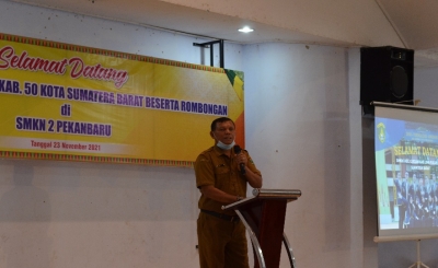KUNJUNGAN OSIS SMKN 1 KEC. GUGUAK KAB. 50 KOTA SUMATERA BARAT  KE SMKN 2 PEKANBARU